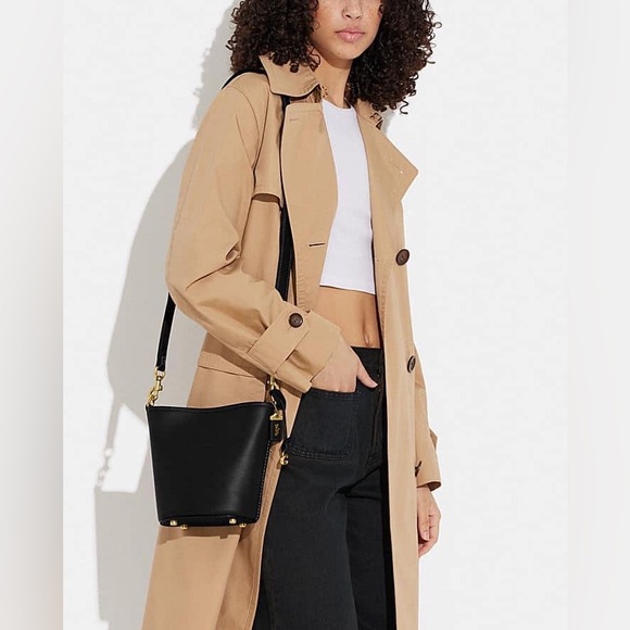 💰SOLD - CJ827 - Coach Dakota Bucket Bag 16 - Picture 13 of 14